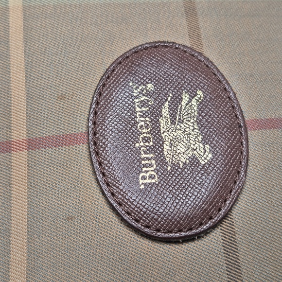 Burberrys Vintage Olive & Brown Plaid Tote Bag - Picture 8 of 17